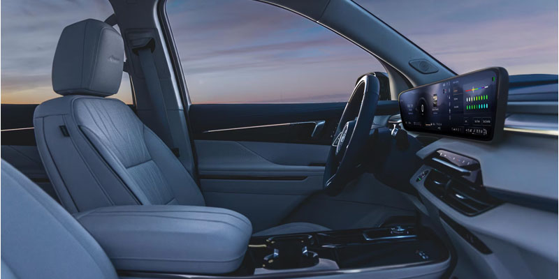 Buick Enclave technology with ultrawide 30-inch diagonal screen