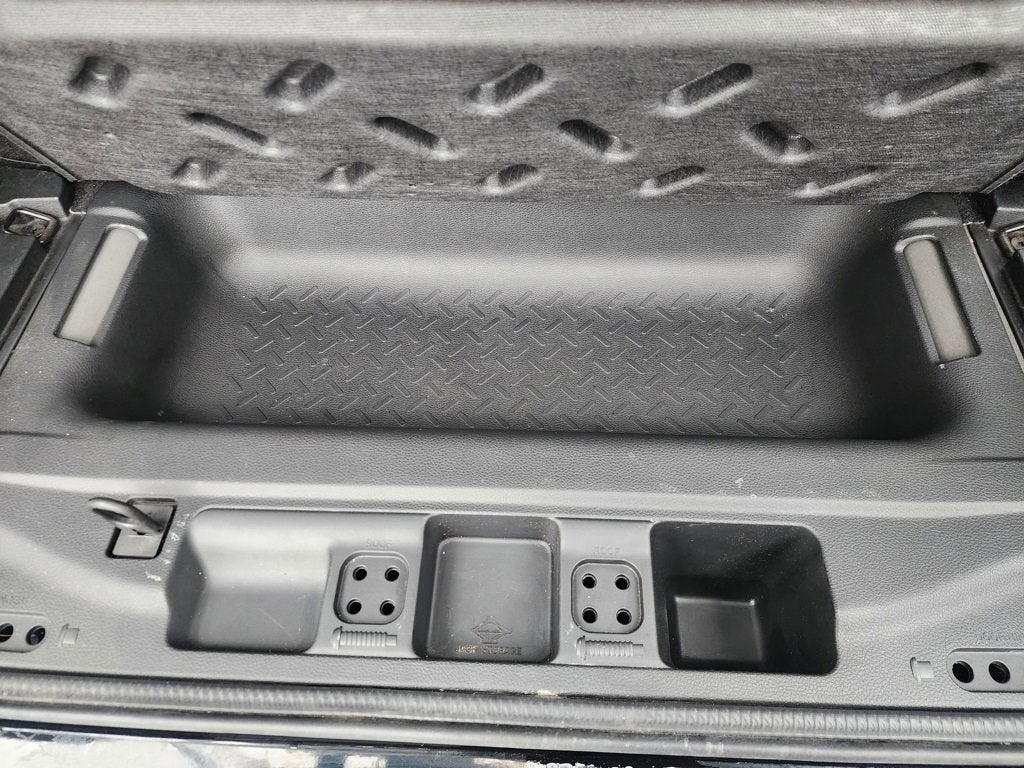 2017 Jeep Wrangler Unlimited Willy Wheeler 4x4