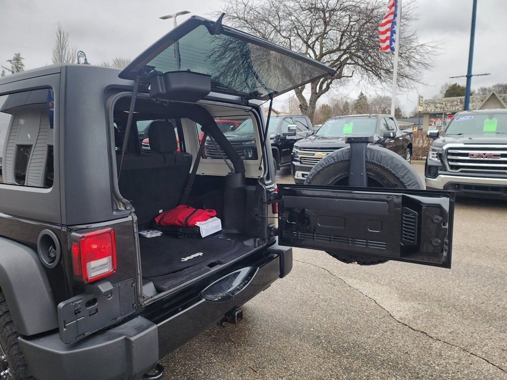 2017 Jeep Wrangler Unlimited Willy Wheeler 4x4