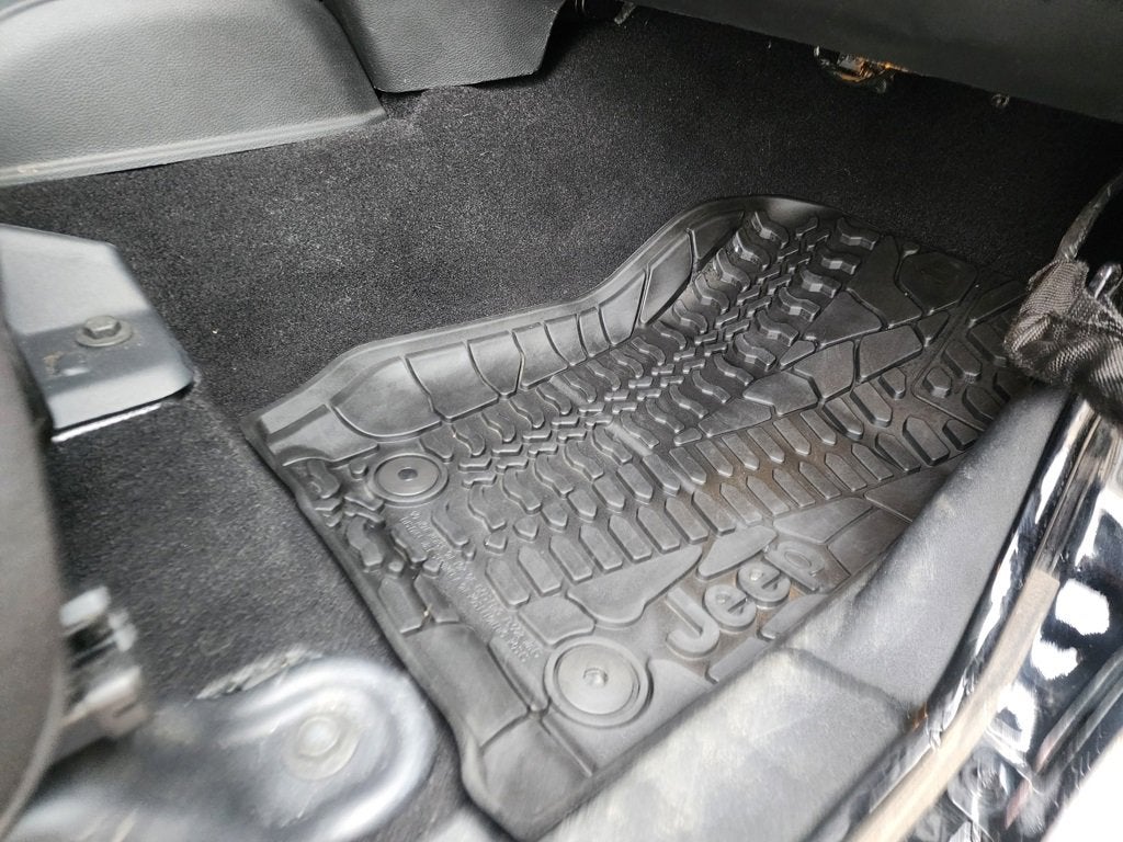 2017 Jeep Wrangler Unlimited Willy Wheeler 4x4