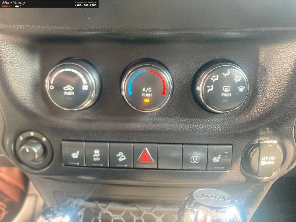 2014 Jeep Wrangler Unlimited Sahara