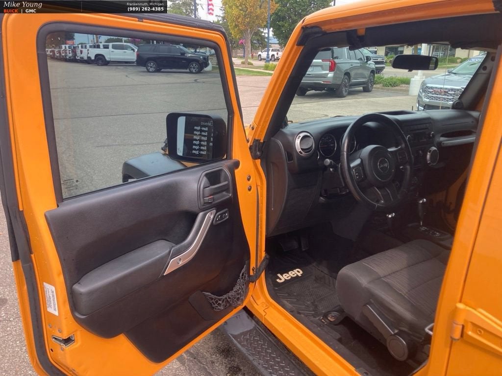 2012 Jeep Wrangler Unlimited Sahara