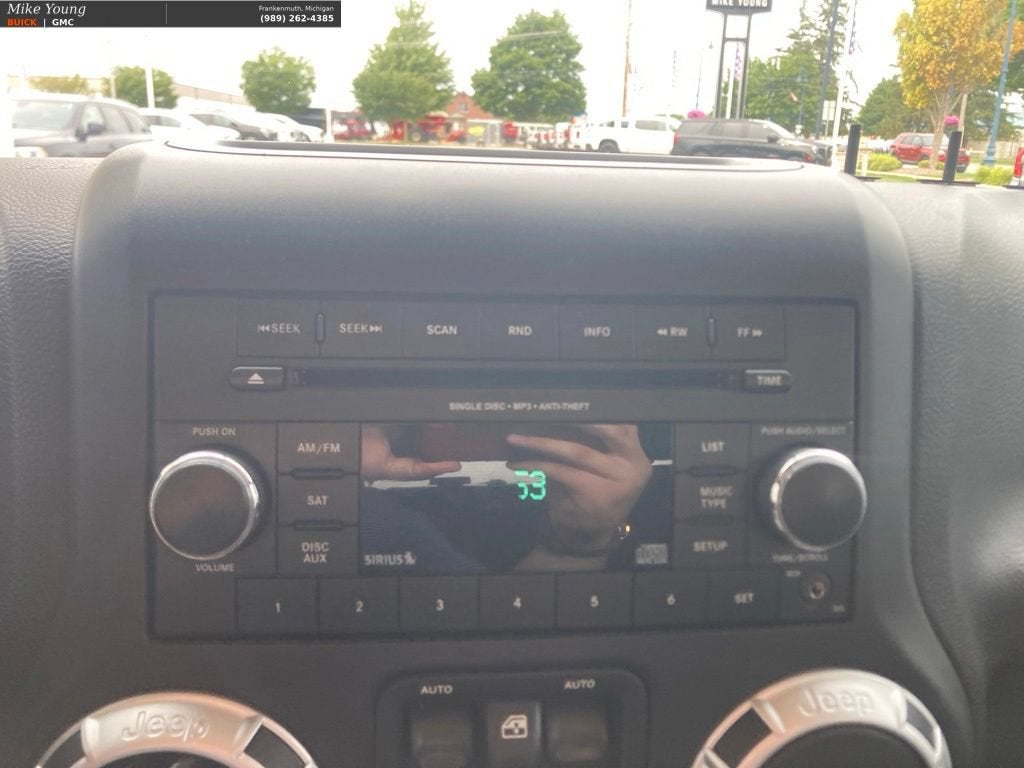 2012 Jeep Wrangler Unlimited Sahara