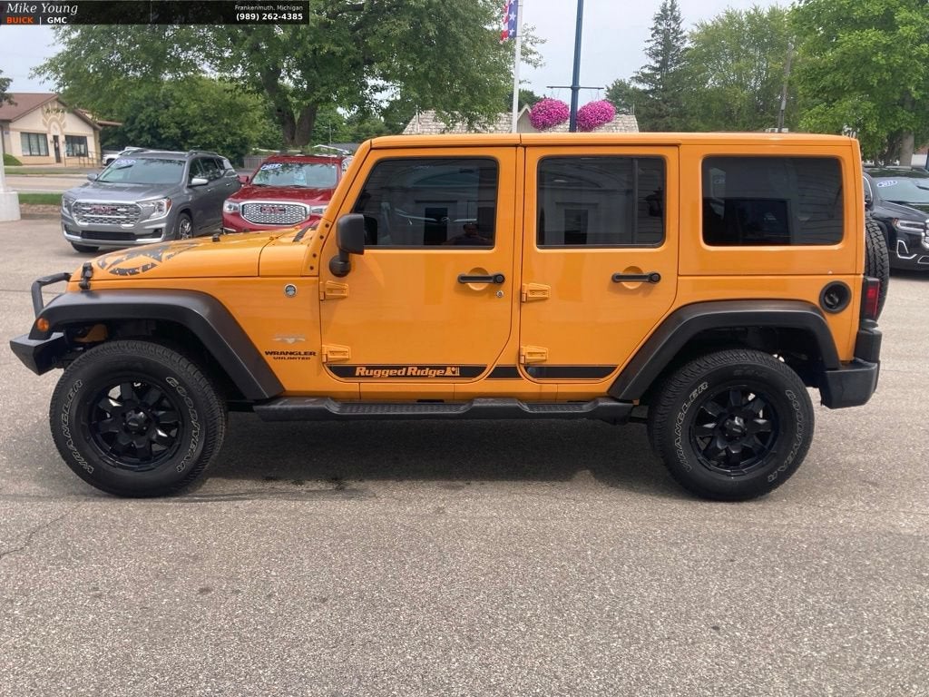 2012 Jeep Wrangler Unlimited Sahara