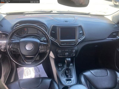 2020 Jeep Cherokee Trailhawk