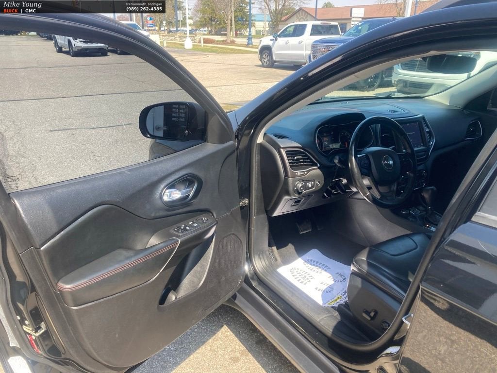 2020 Jeep Cherokee Trailhawk