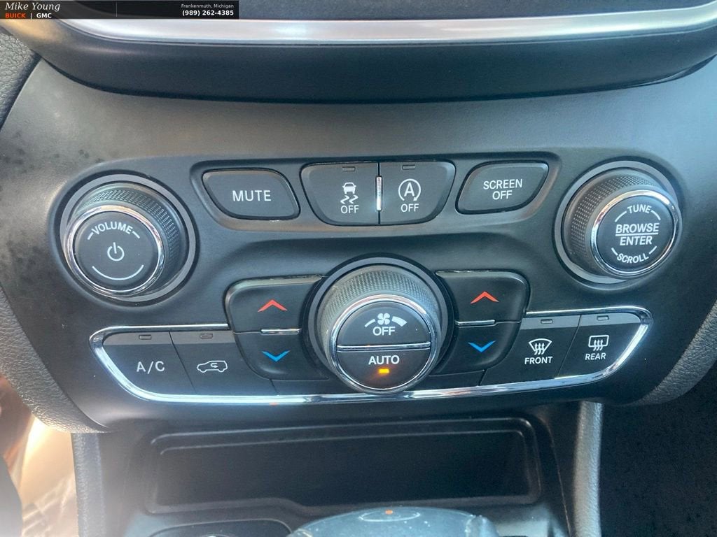 2020 Jeep Cherokee Trailhawk