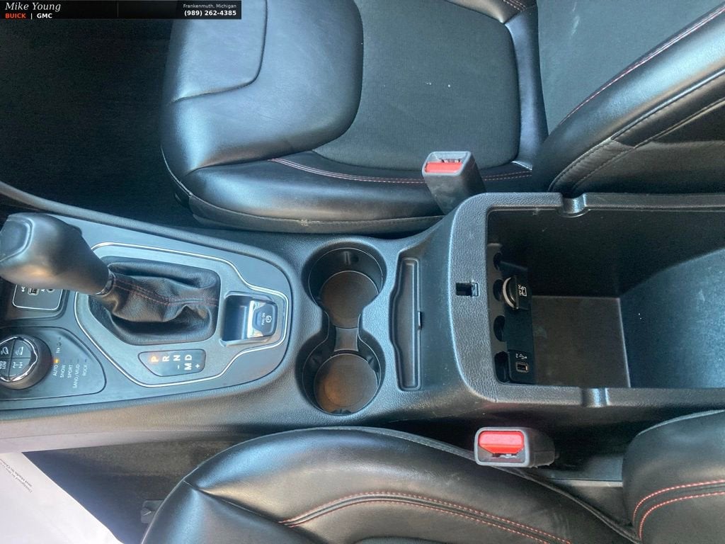 2020 Jeep Cherokee Trailhawk