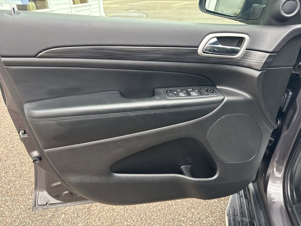 2021 Jeep Grand Cherokee Laredo E 4x4