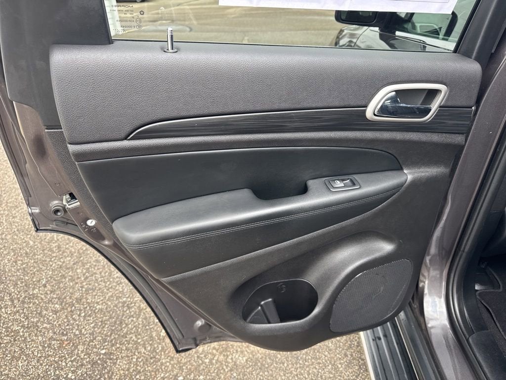 2021 Jeep Grand Cherokee Laredo E 4x4