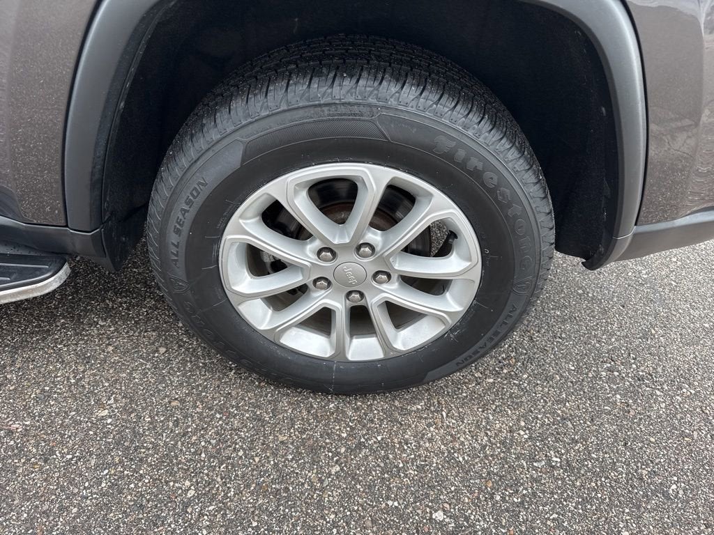 2021 Jeep Grand Cherokee Laredo E 4x4