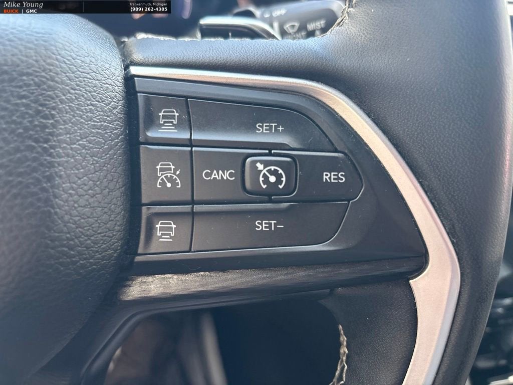 2023 Jeep Grand Cherokee Laredo