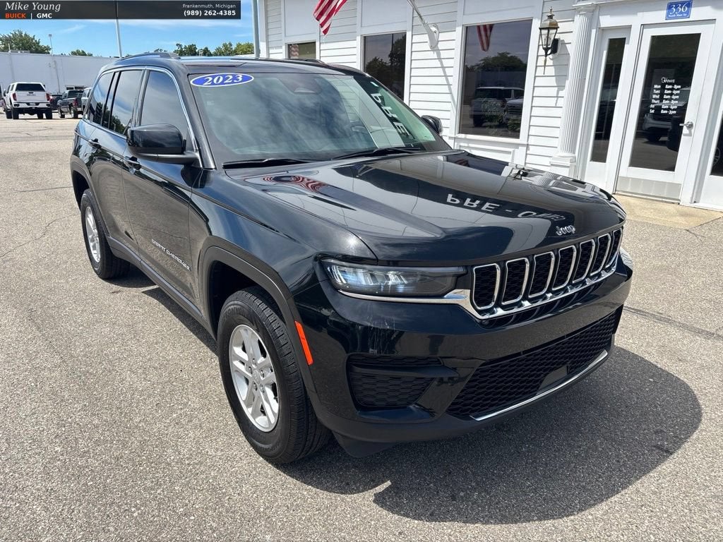 2023 Jeep Grand Cherokee Laredo