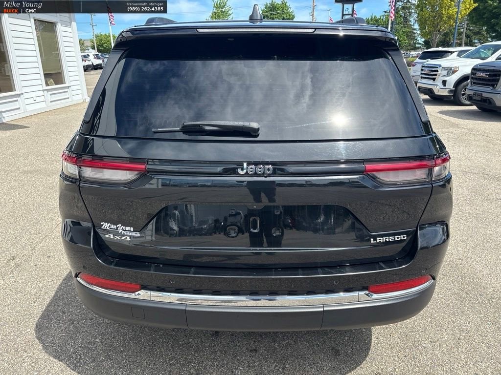 2023 Jeep Grand Cherokee Laredo