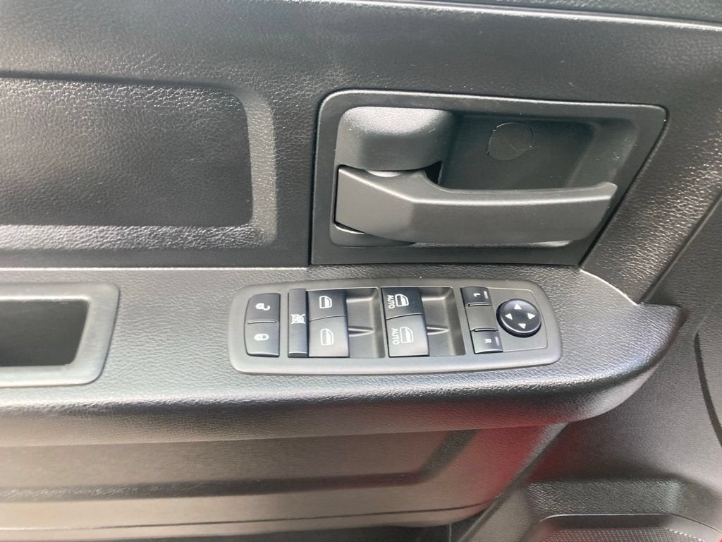2022 RAM 1500 Classic Express
