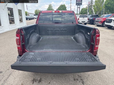 2019 RAM 1500 Big Horn/Lone Star Crew Cab 4x4 5'7" Box