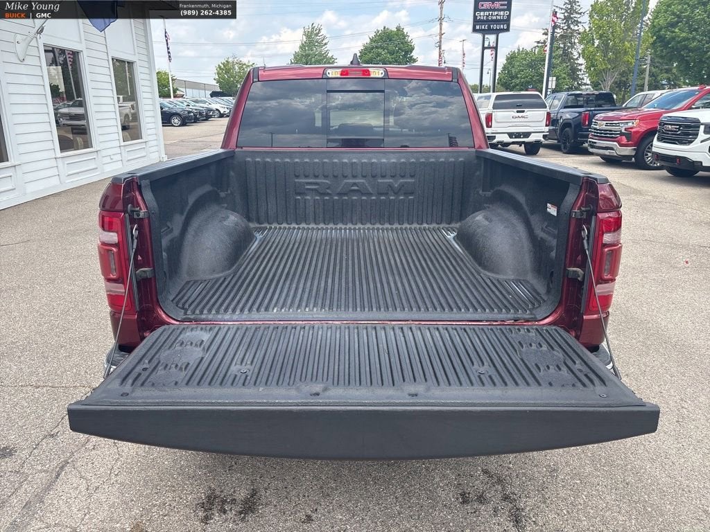 2019 RAM 1500 Big Horn/Lone Star Crew Cab 4x4 5'7" Box
