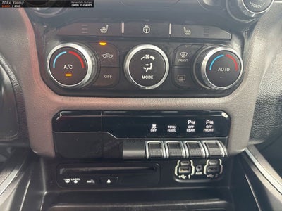 2019 RAM 1500 Big Horn/Lone Star Crew Cab 4x4 5'7" Box
