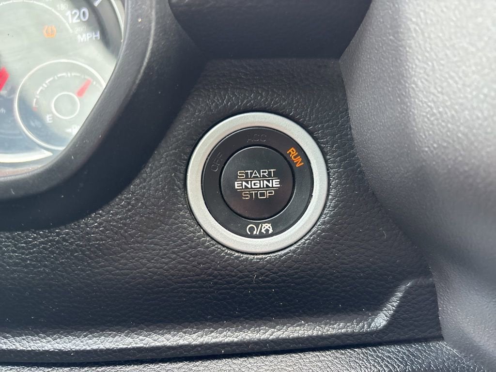 2019 RAM 1500 Big Horn/Lone Star Crew Cab 4x4 5'7" Box