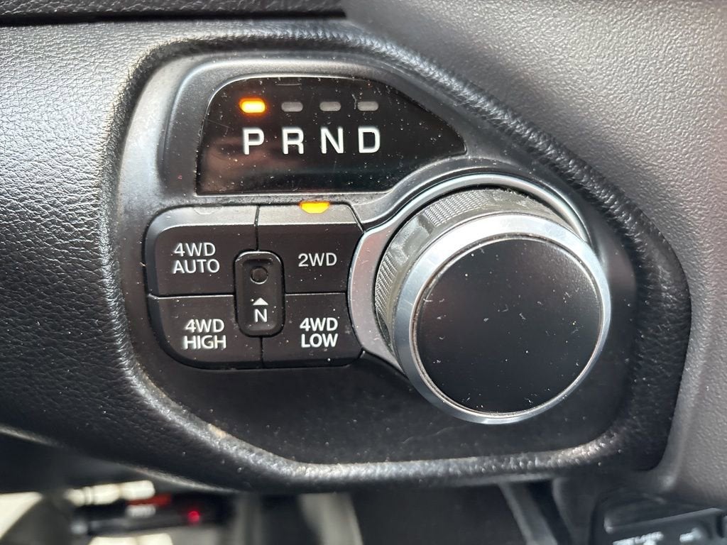 2019 RAM 1500 Big Horn/Lone Star Crew Cab 4x4 5'7" Box