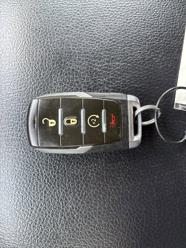 2019 RAM 1500 Big Horn/Lone Star Crew Cab 4x4 5'7" Box