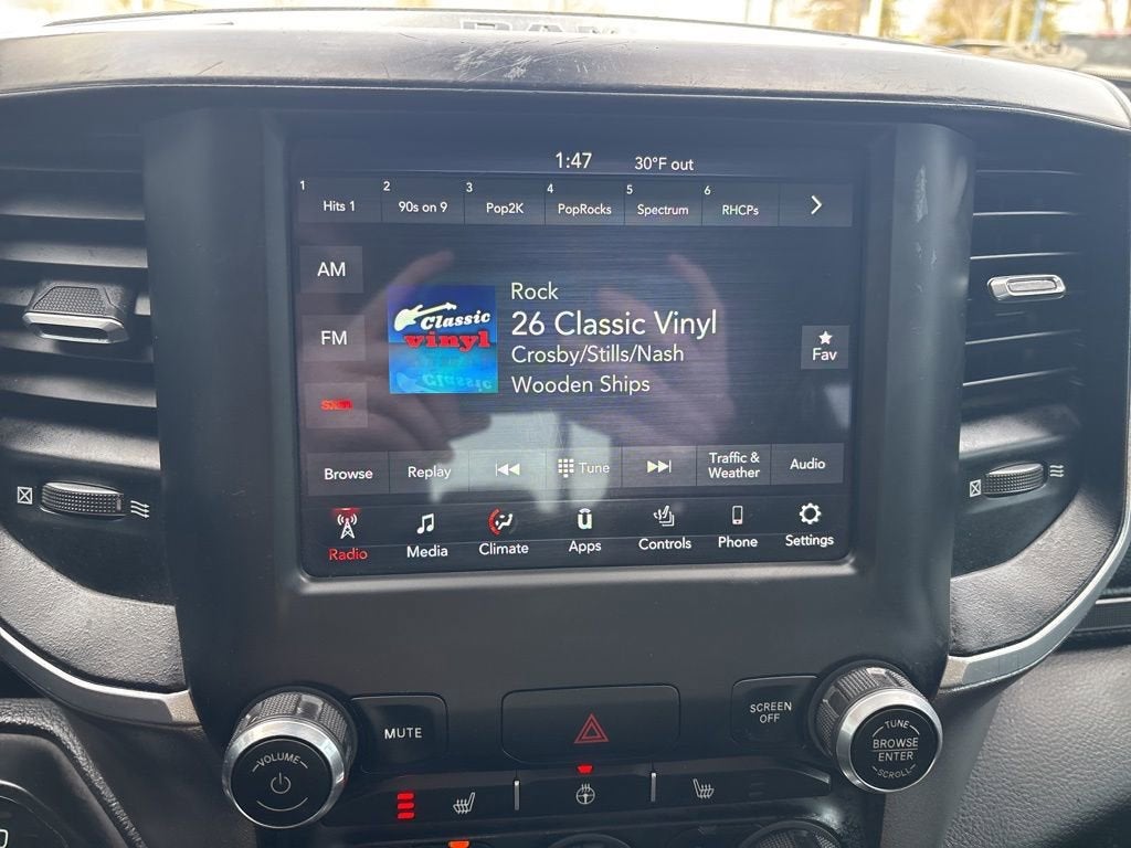 2021 RAM 1500 Big Horn Crew Cab 4x4 6'4" Box