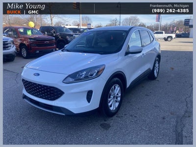 2020 Ford Escape SE