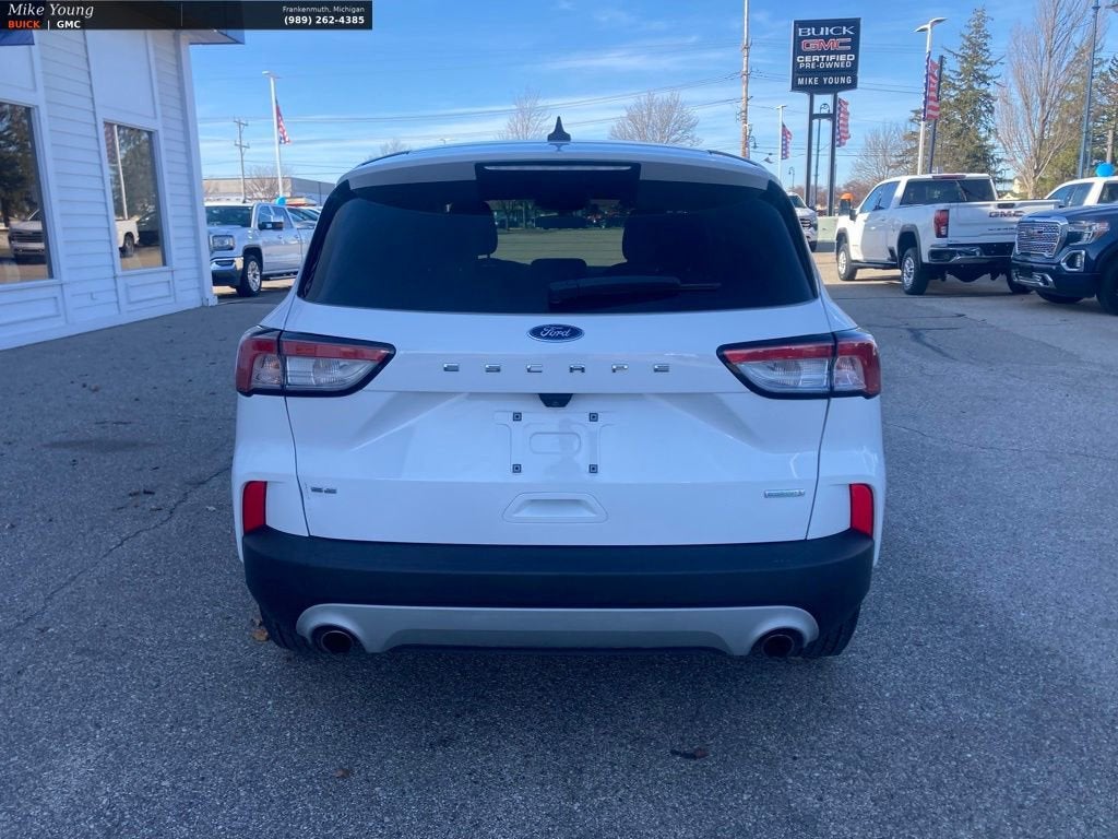 2020 Ford Escape SE