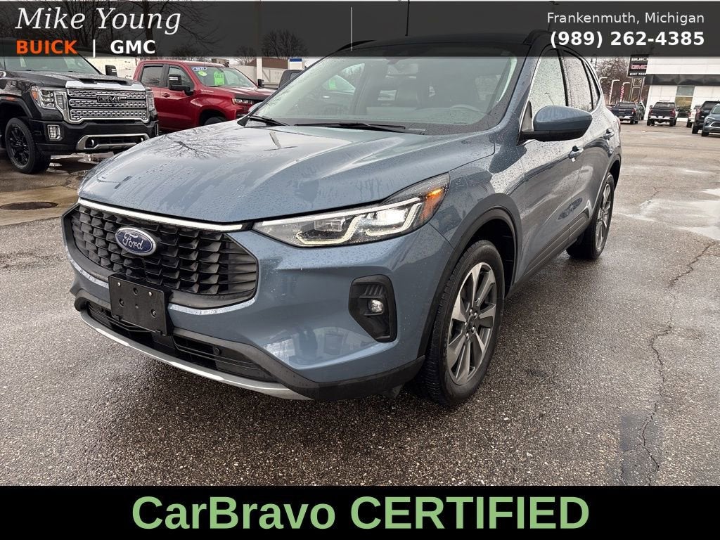 2025 Ford Escape Platinum