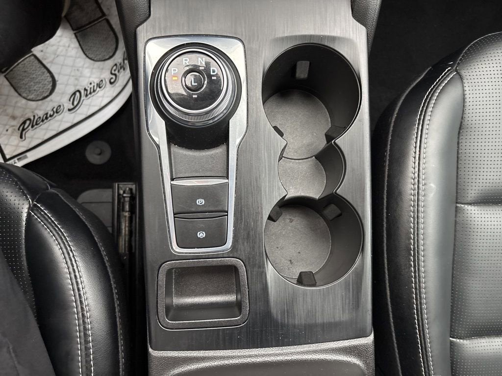 2025 Ford Escape Platinum