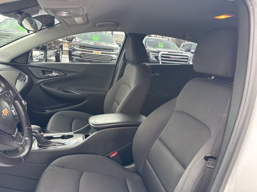 2021 Chevrolet Malibu RS