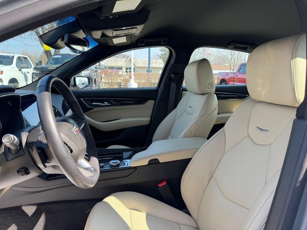 2024 Cadillac CT5 Premium Luxury