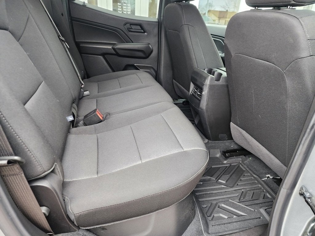 2025 Chevrolet Colorado WT/LT