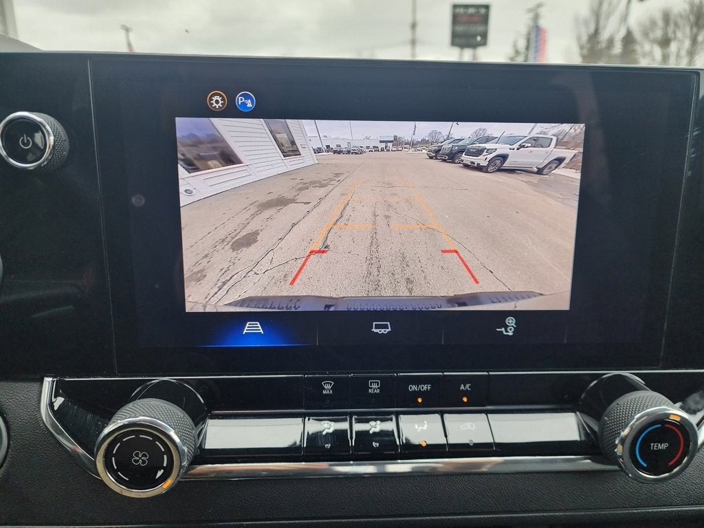 2025 Chevrolet Colorado WT/LT