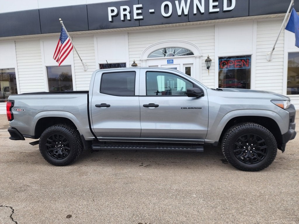 2025 Chevrolet Colorado WT/LT