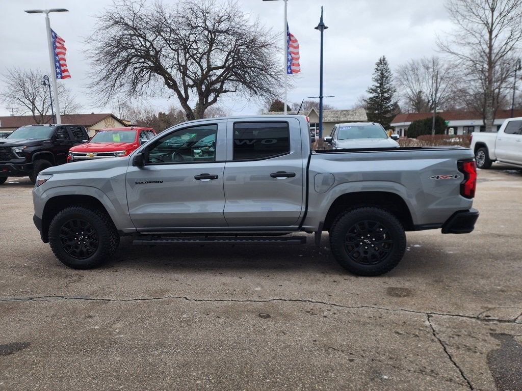 2025 Chevrolet Colorado WT/LT