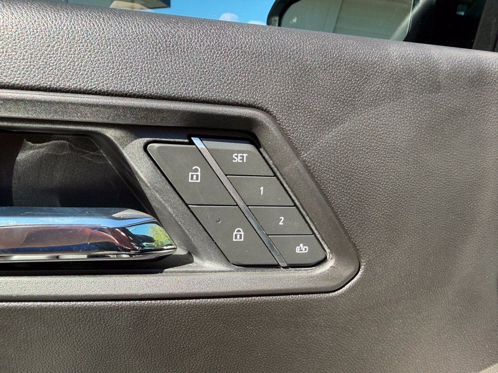 2026 Chevrolet Colorado ZR2 - Photo 17