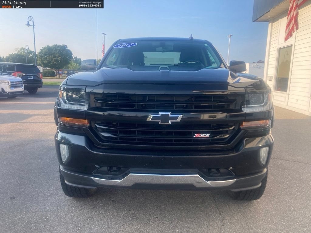 Used 2017 Chevrolet Silverado 1500 LT with VIN 1GCVKREC8HZ231856 for sale in Frankenmuth, MI