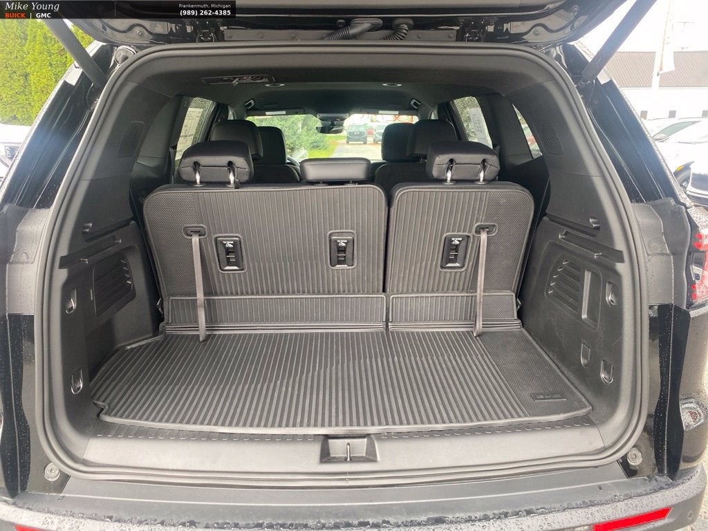 2027 GMC Acadia Elevation