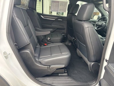 2024 GMC Acadia Elevation