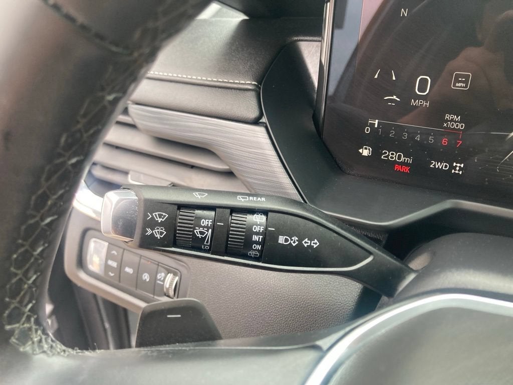 2024 GMC Acadia Elevation