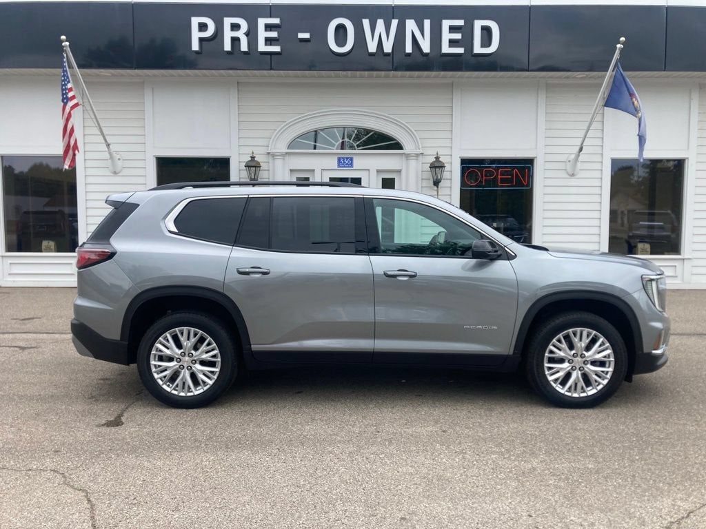 2024 GMC Acadia Elevation