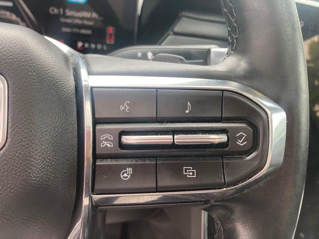 2024 GMC Acadia Elevation