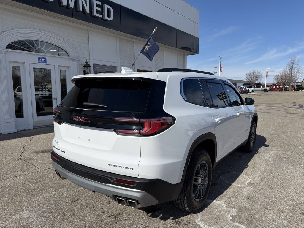 2026 GMC Acadia Elevation