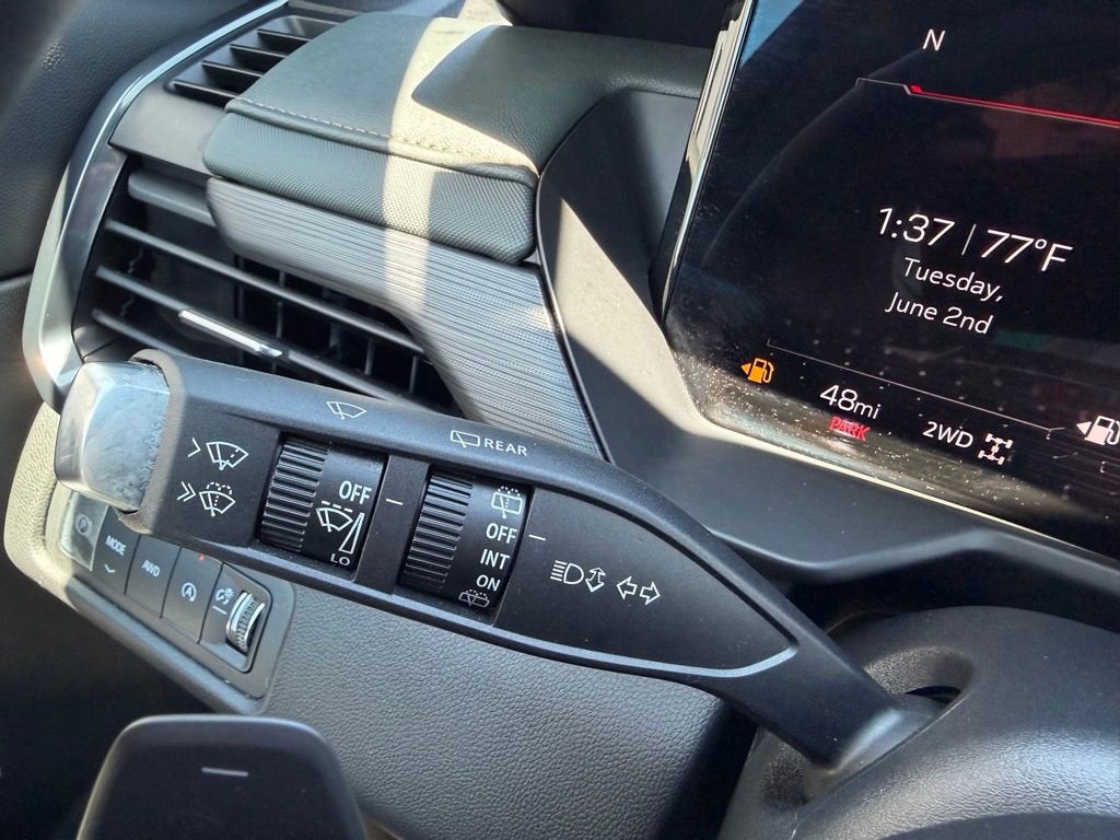 2024 GMC Acadia AT4