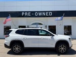 2024 GMC Acadia AT4