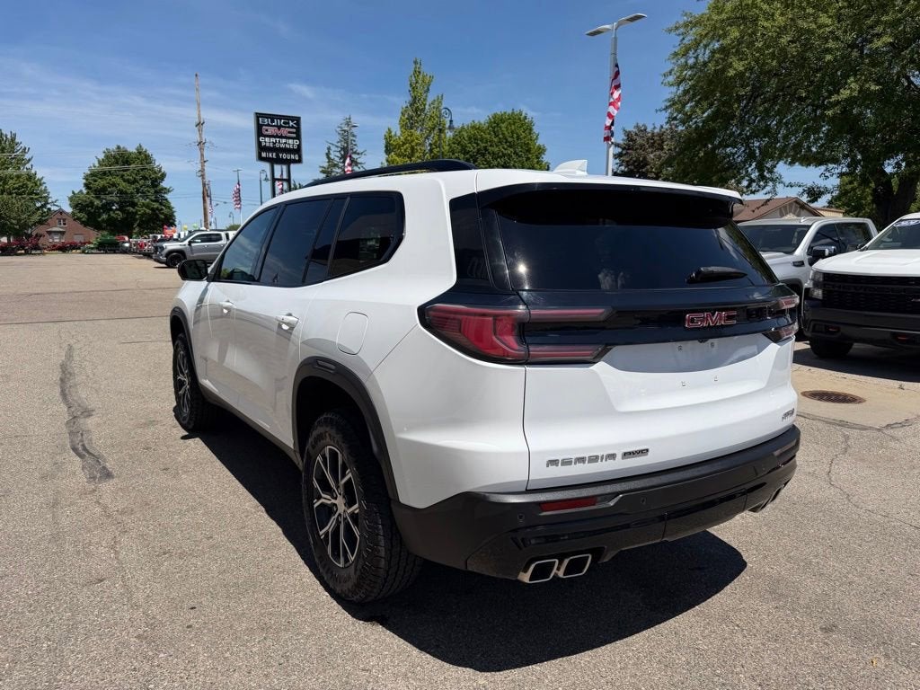 2024 GMC Acadia AT4