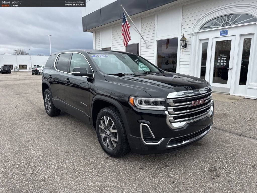 2023 GMC Acadia SLE