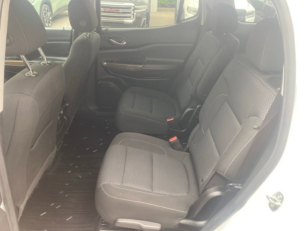 2022 GMC Acadia SLE