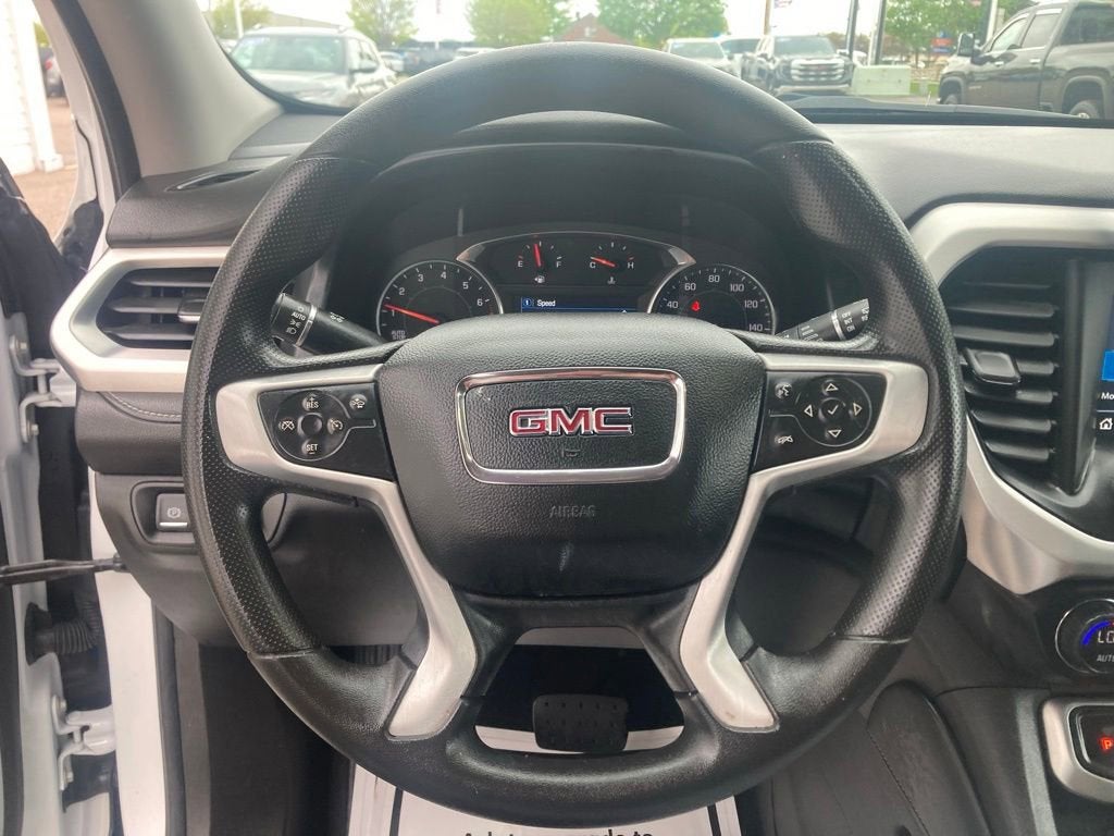 2022 GMC Acadia SLE